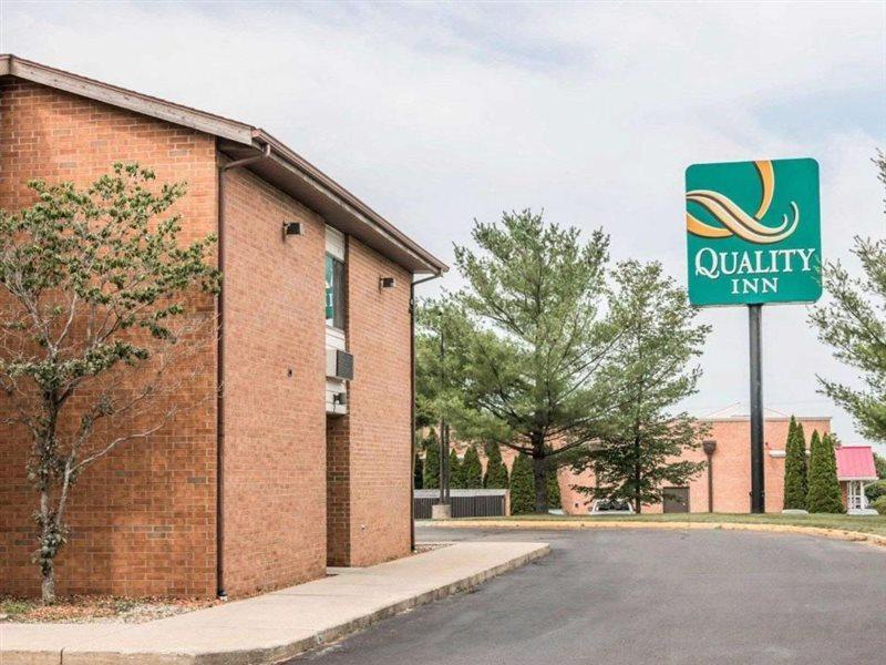 Quality Inn Grand Rapids North Walker Exterior foto